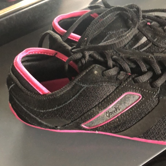 Tony Little Cheeks Barefoot - Picture 4 of 5